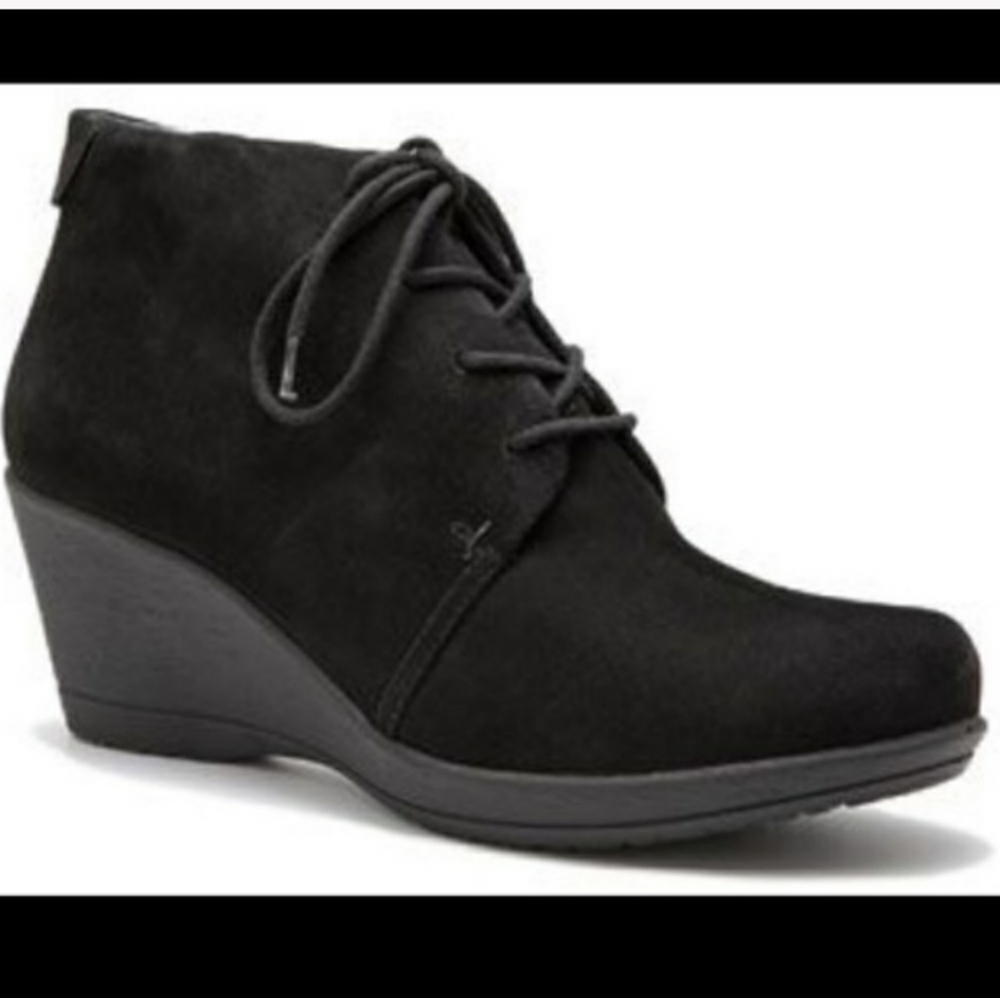 Dansko black suede lace up wedges size 39